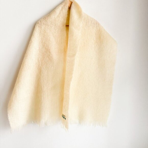 Vintage St. Michael wool Mohair Ivory Cream winter scarf - Picture 5 of 6